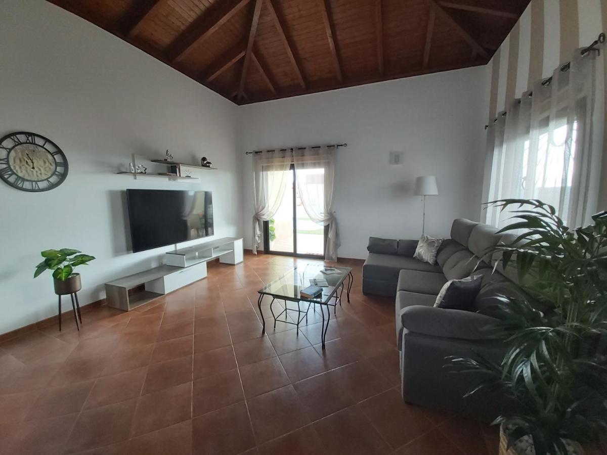 Villa Thais, private heated pool, ideal for your holidays in Caleta de Fuste Exterior foto