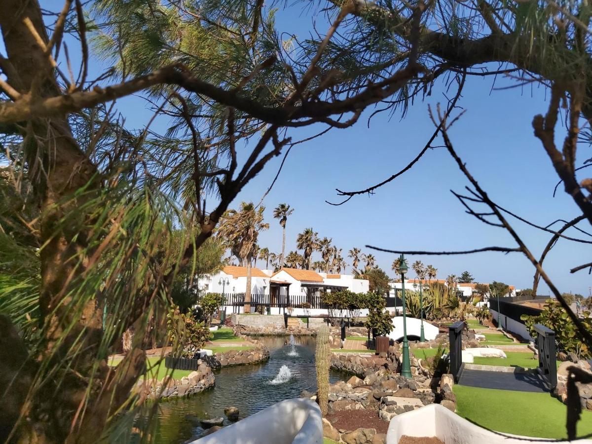 Villa Thais, private heated pool, ideal for your holidays in Caleta de Fuste Exterior foto